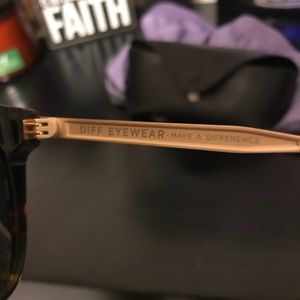 DIFF EYEWARE BELLA POLARIZED